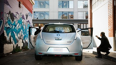 What is the plural of nissan leaf #8