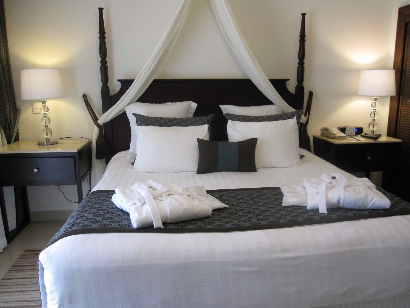 The Hip Urban S Guide Getaways Dreams Palms Beach The Hip Urban S Guide Getaways Dreams Palms Beach Punta Cana