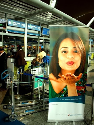 sri lankan airlines air hostess. Sri Lankan Airlines, KLIA,