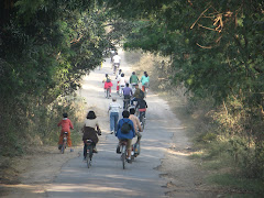 MEOW MOMENTS - Jayanti Devi Biking Trip (16 Nov'08)