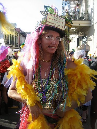 [louisisana+mardi+gras+feathers+by+Infrogmation+at+flickr.jpg]