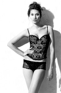 Blink-Models - Black: ANGELICA