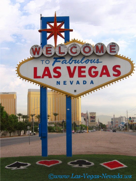 [Welcome-to-Fabulous-Las-Vegas-Nevada-Sign_2122.jpg]