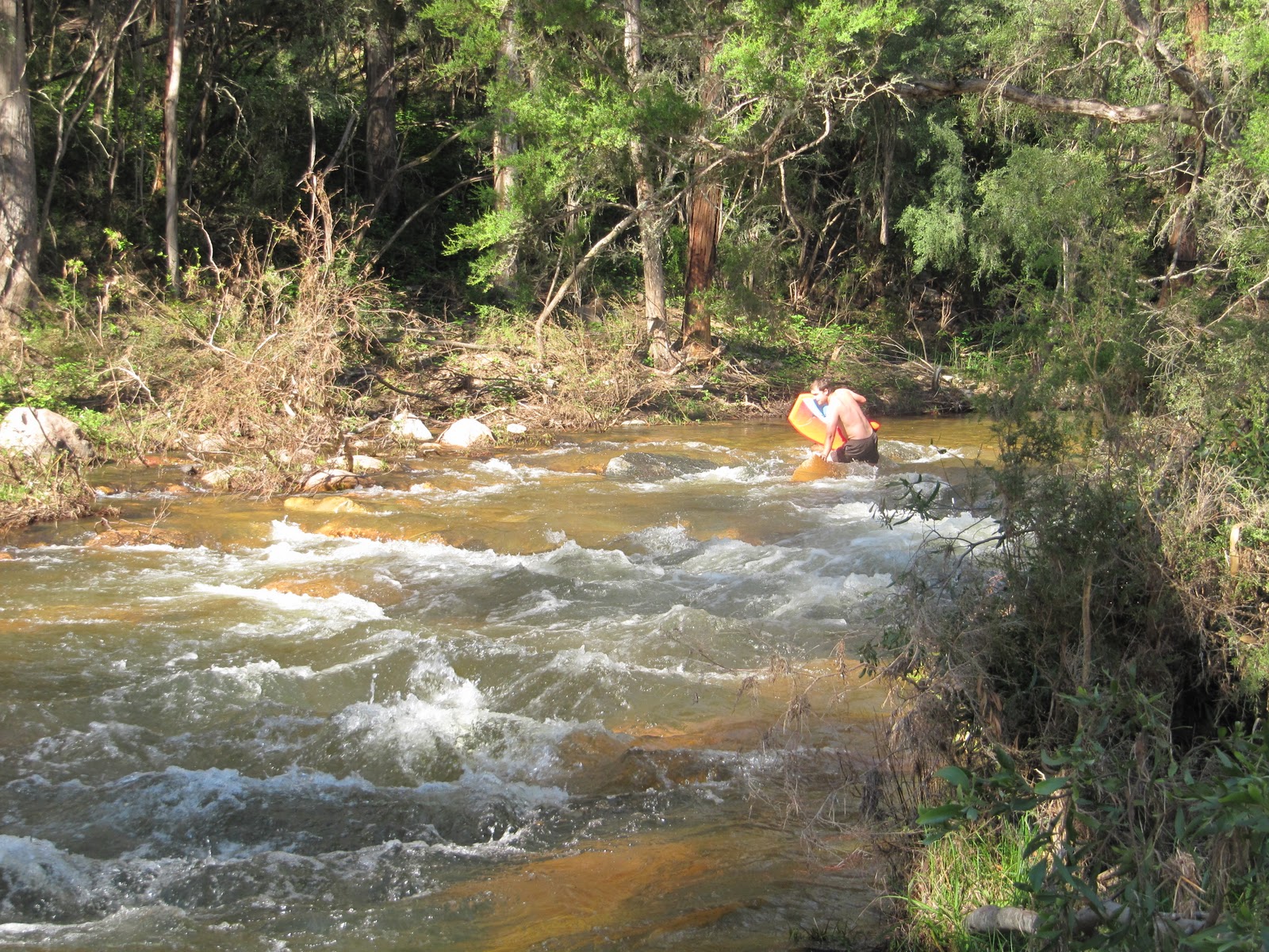 Oz360 - Tom and Amy explore Australia: CAMPSITE # 22 - Jounama Creek