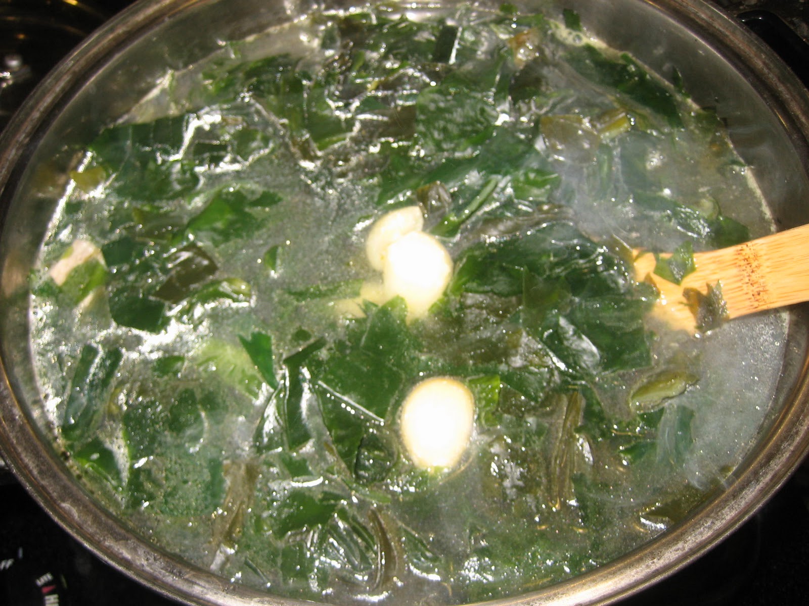 FoodFury Seaweed Soup and Anchovy Broth