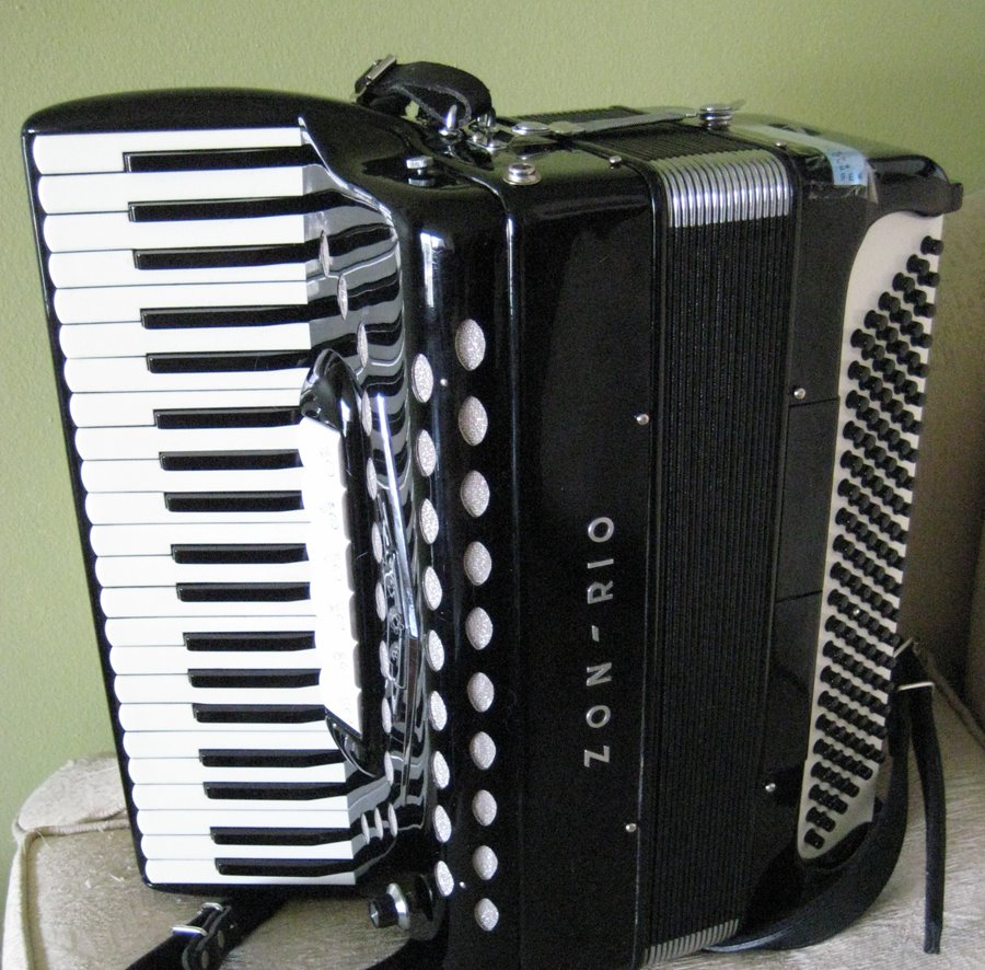 [new_accordion.jpg]