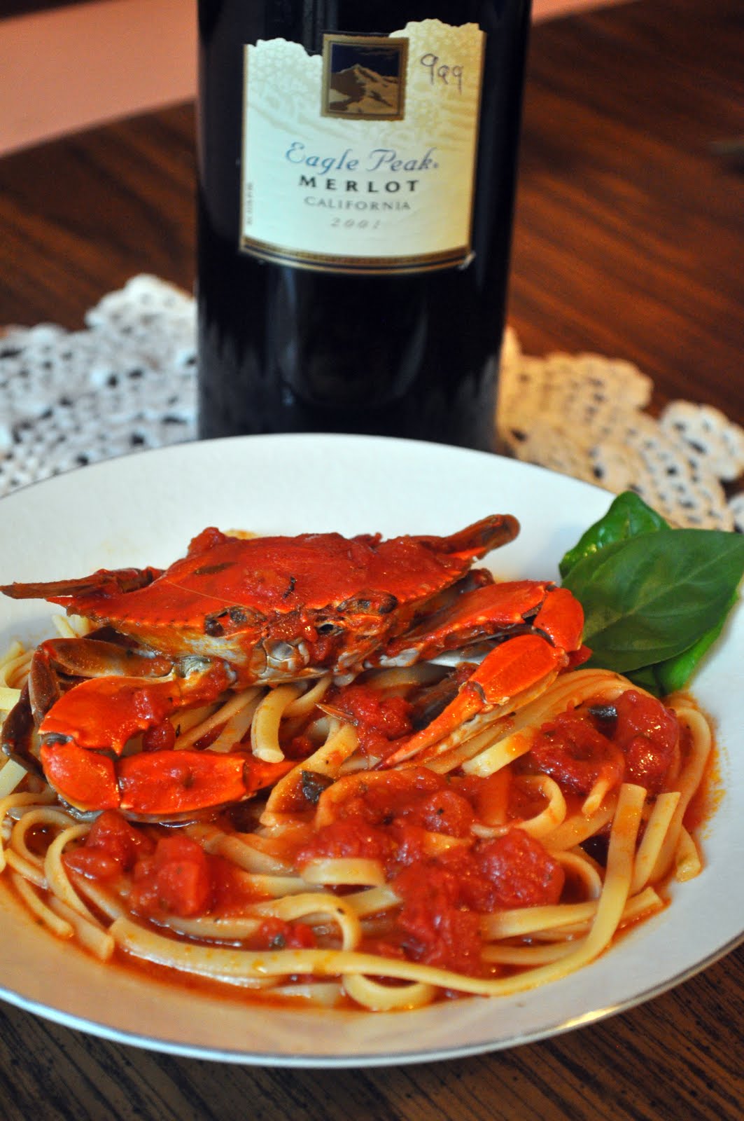 Our Italian Kitchen Fresh Crabs with a Quick Marinara Sauce