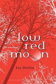 (ARC Review) Low Red Moon by Ivy Devlin