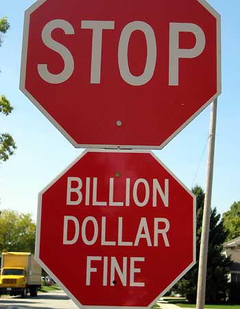 [0929071432_M_stop_sign2.jpg]