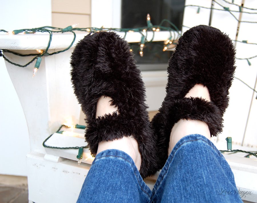 [mary+jane+slippers.jpg]