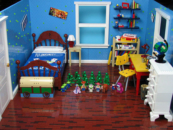 Photo : LEGOで作ったアンディの部屋！！