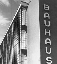 BRUN3CKO_B10G ] ): Escuela de la Bauhaus