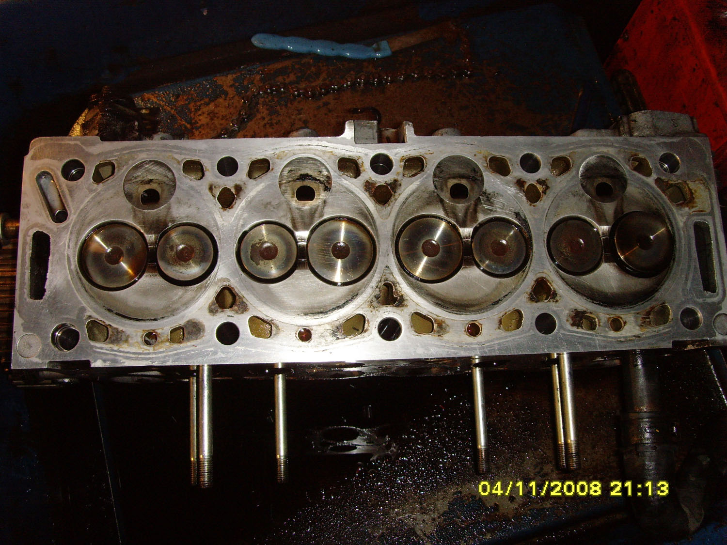 [engine+2+head+3.jpg]