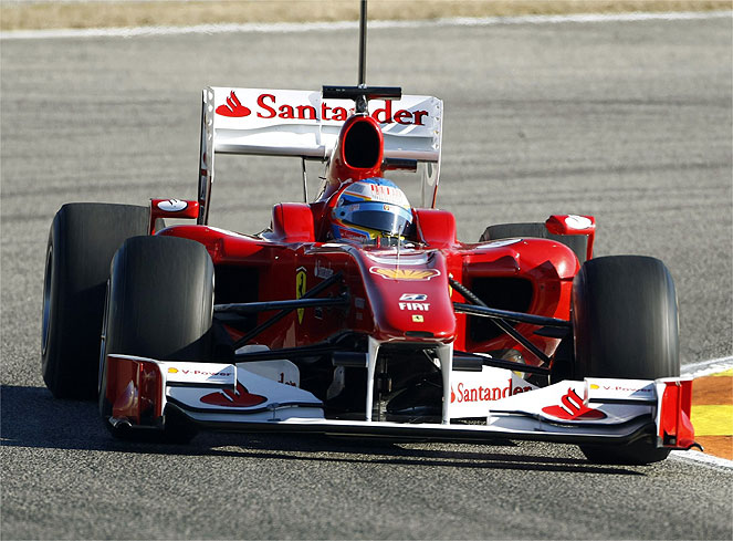 [imagenes_debut_Alonso_Ferrari.jpg]