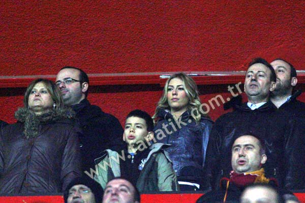 [5107_20100228211642212_m9.jpg]