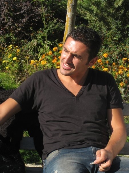 [14253_1110700742462_1675195837_229933_2977716_n.jpg]