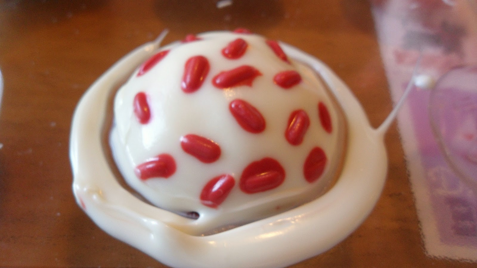 Hero Cake Pops Cupcake Cake Pops without the stick and a first attempt