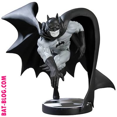 BAT - BLOG : BATMAN TOYS and COLLECTIBLES: NEAL ADAMS BATMAN Black & White  Statue Spotted on TV's BIG BANG THEORY