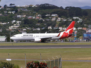 Qantas, Boeing B737-838, VH-VXA