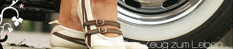 [footwear3.jpg]