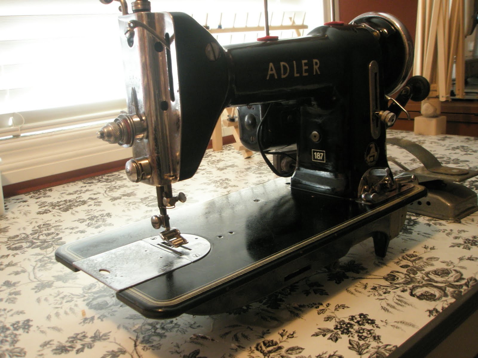 Textile Machine Parts & Attachments Business ADLER 87 187 Original