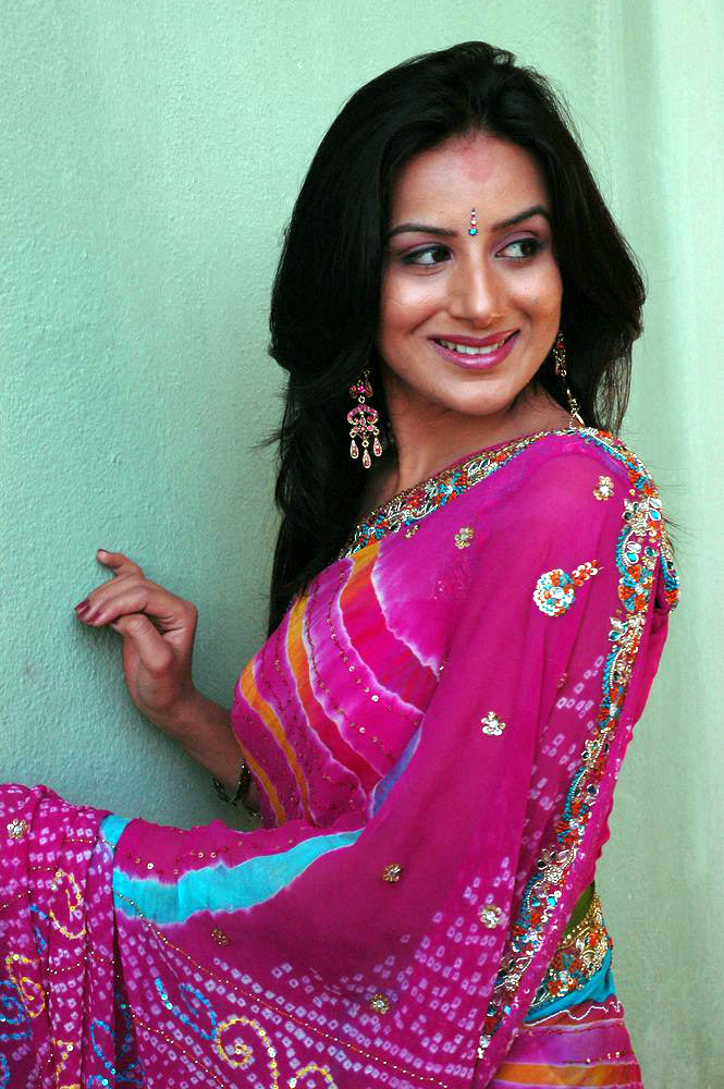 Sunny Deol Wife Pooja Deol 2011