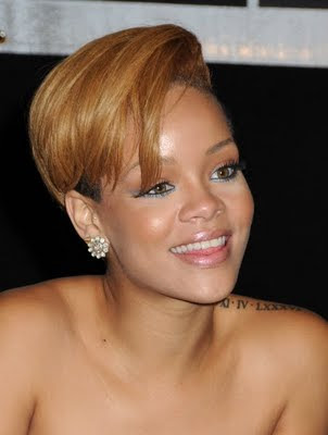 There are hundreds of new choices of Rihanna' current hairstyles and the 