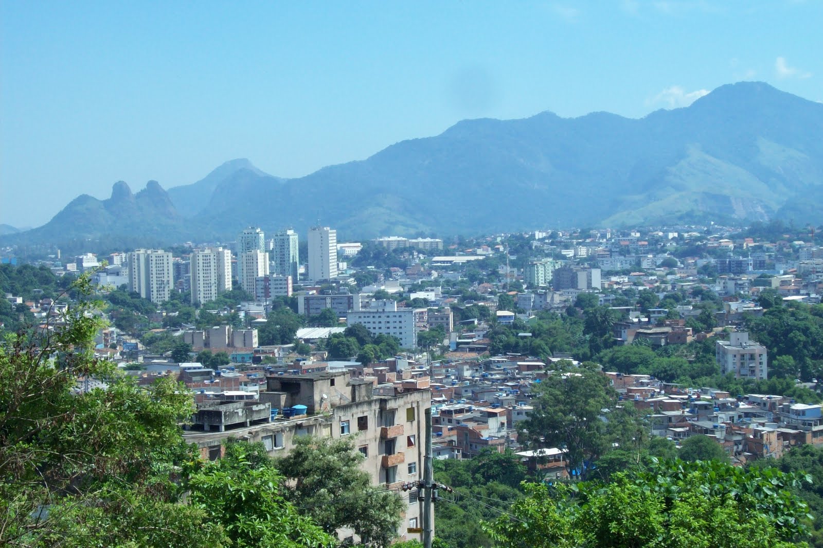 Barra da Tijuca e Jacarepaguá O abandono do Patrimônio Histórico da Baixada de Jacarepaguá Barra da Tijuca e Jacarepaguá O abandono do Patrimônio Histórico da Baixada de Jacarepaguá
