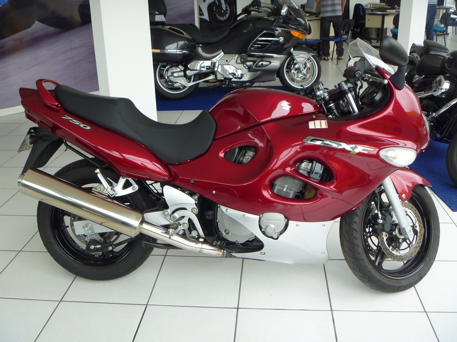 Suzuki gsx 750f
