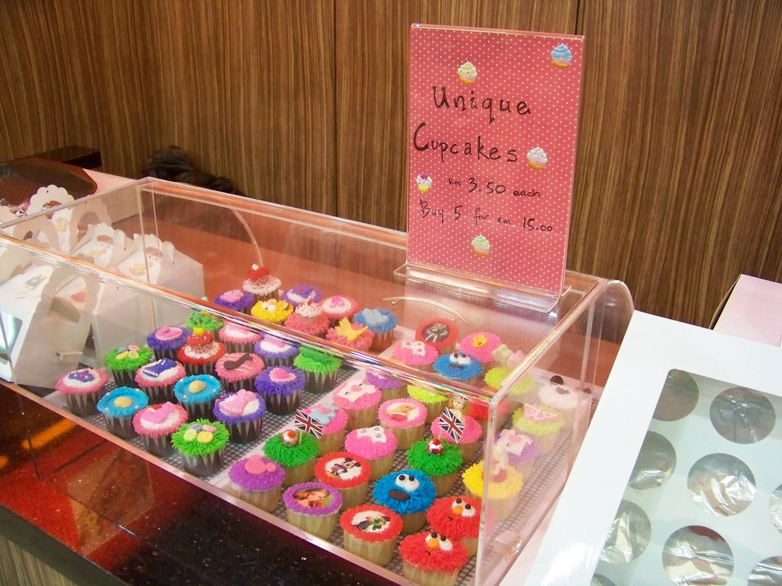 Opening at KLCC Unique Cake