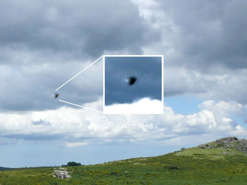FotoFoto Penampakan UFO Dari Berbagai Penjuru Dunia