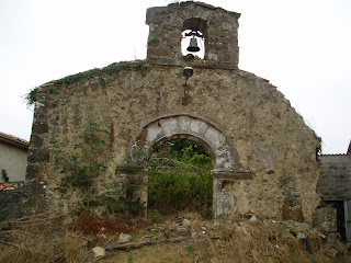 Foto de Ermita de San Sebastián (ruinas) en Solórzano, Cantabria