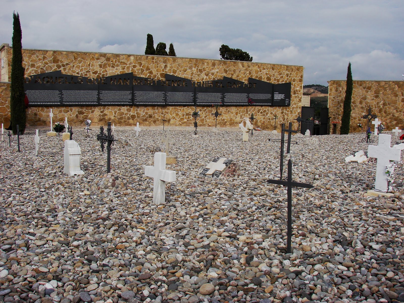 [Tarragona+cementiri+(70).JPG]