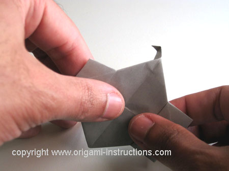 [25-origami-camera.jpg]