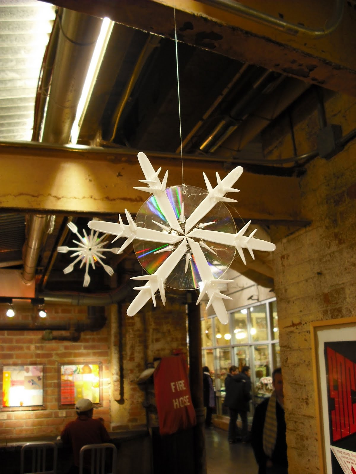 [Snowflakes+made+from+forks.jpg]
