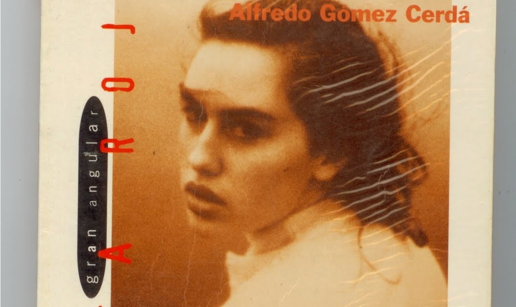 Rodeada por letras Sin Mascara