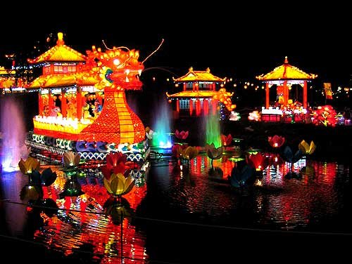 Toronto: The Toronto Chinese Lantern Festival at Ontario Place
