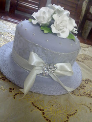 cake fondant suitable ocasion engagement homemade any