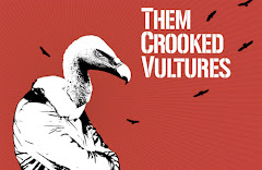 Them Crooked Vultures (Homónimo)