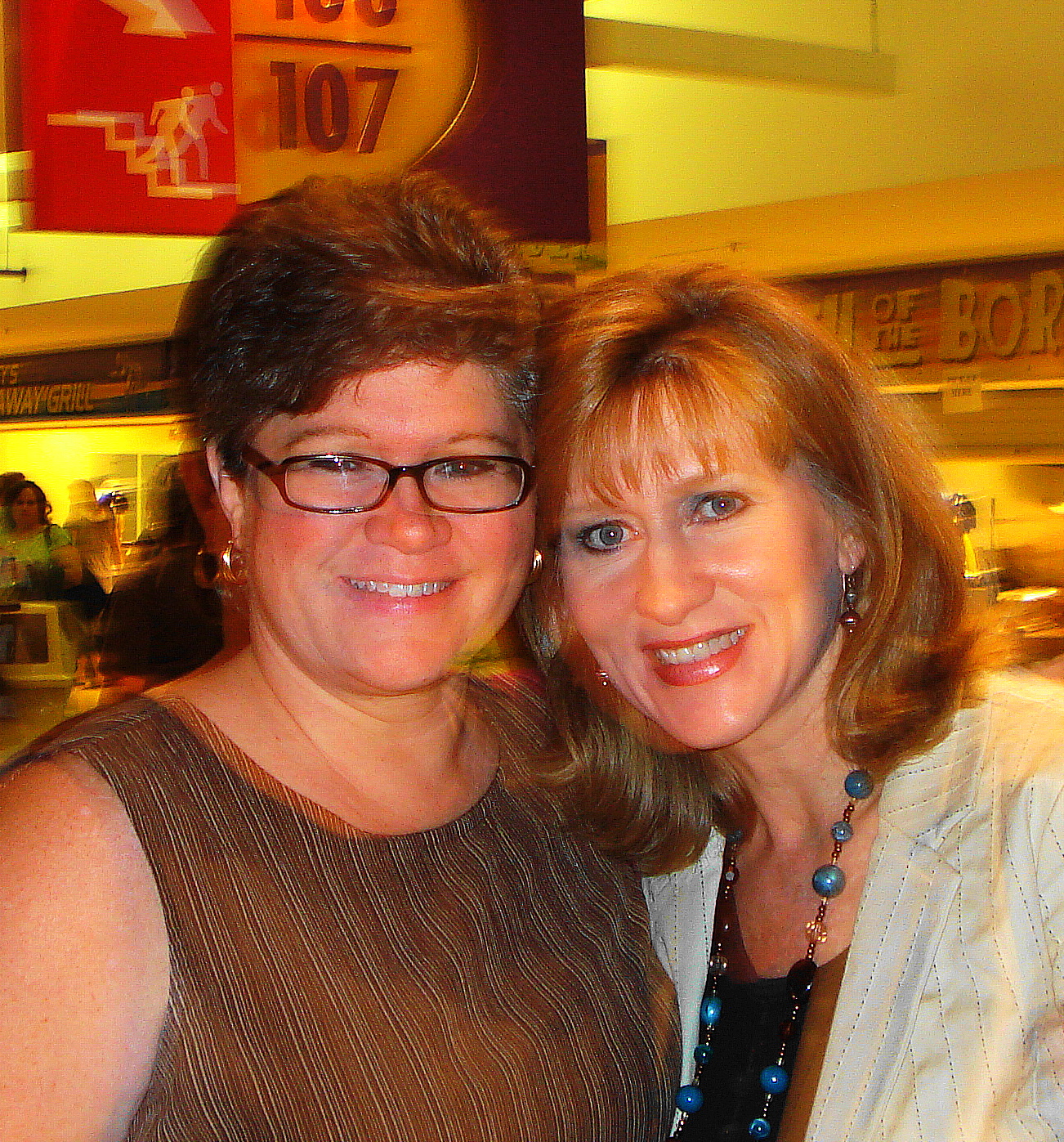 [Polly+and+Tamera2.JPG]