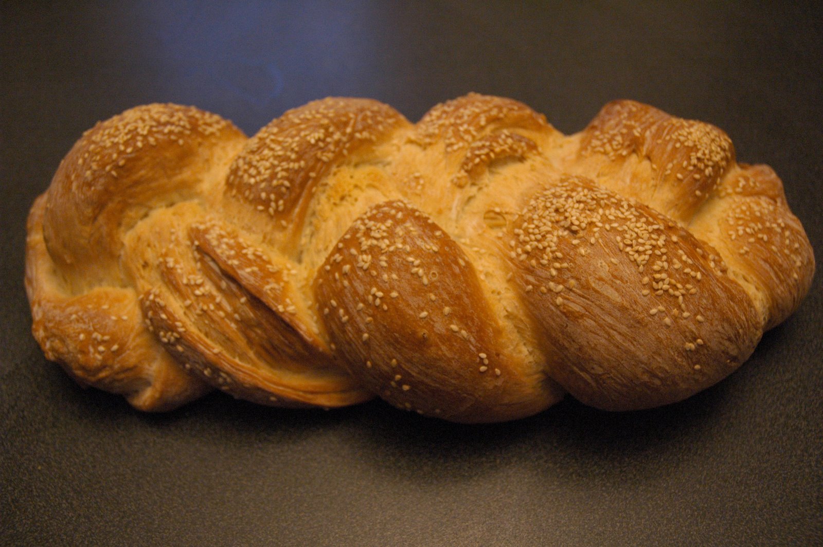 [_DSC0016challah.jpg]