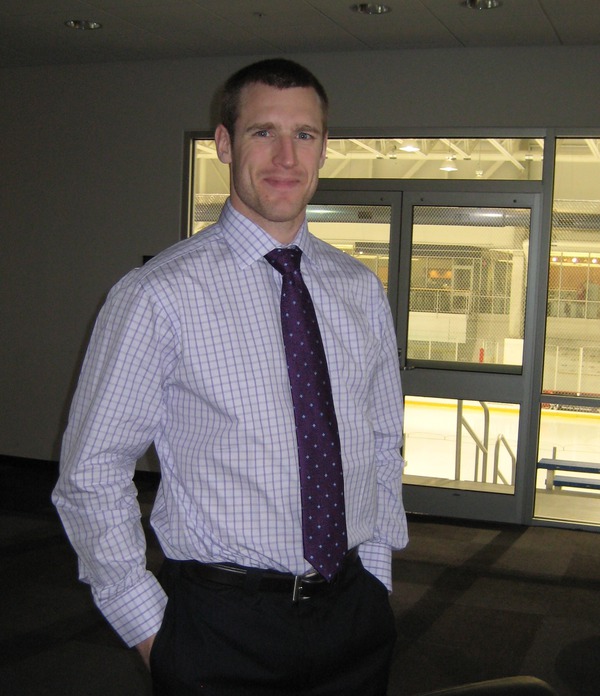 The Hockey Bees: Brooks Laich: What a Stand Up Guy
