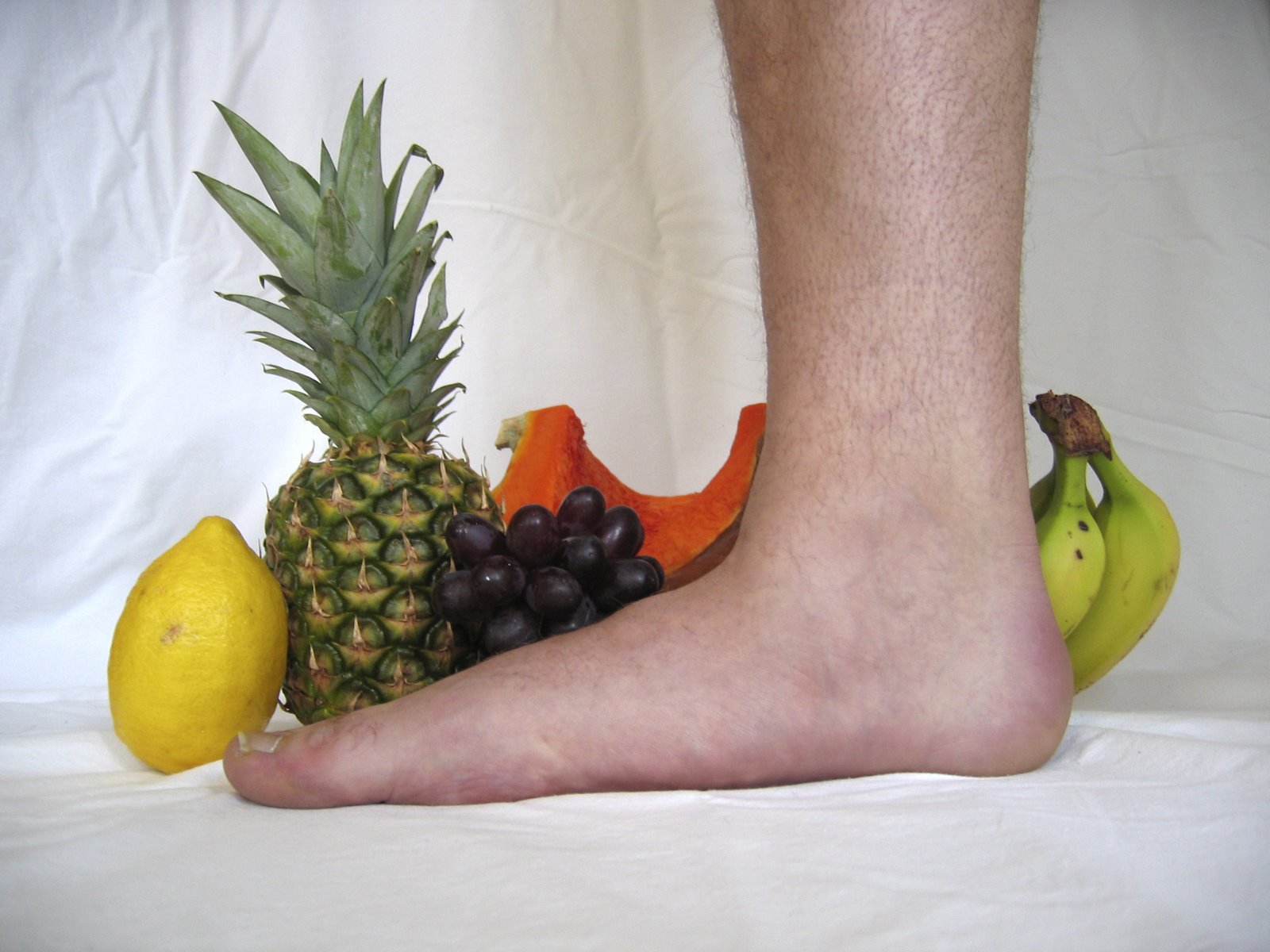 [Flatfot1.jpg]