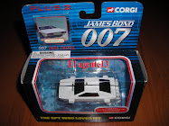 CORGI JAMES BOND LOTUS ESPRIT UNDERWATER.