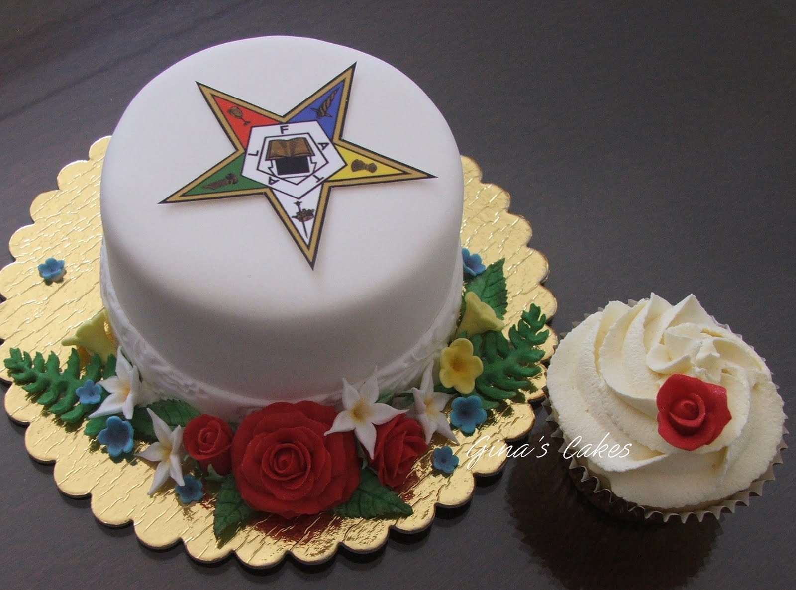 Top That! {OES Warwick} Cutting Cake and Cupcakes