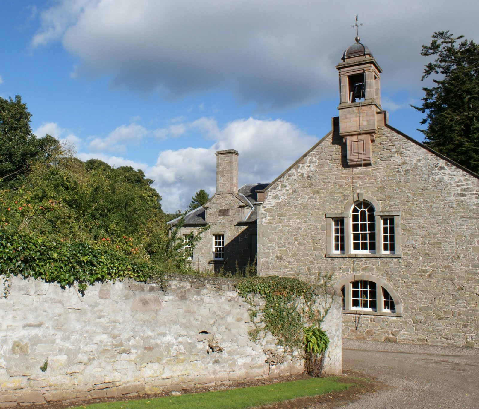 Tour Scotland Tour Scotland Photographs Aberdalgie Church