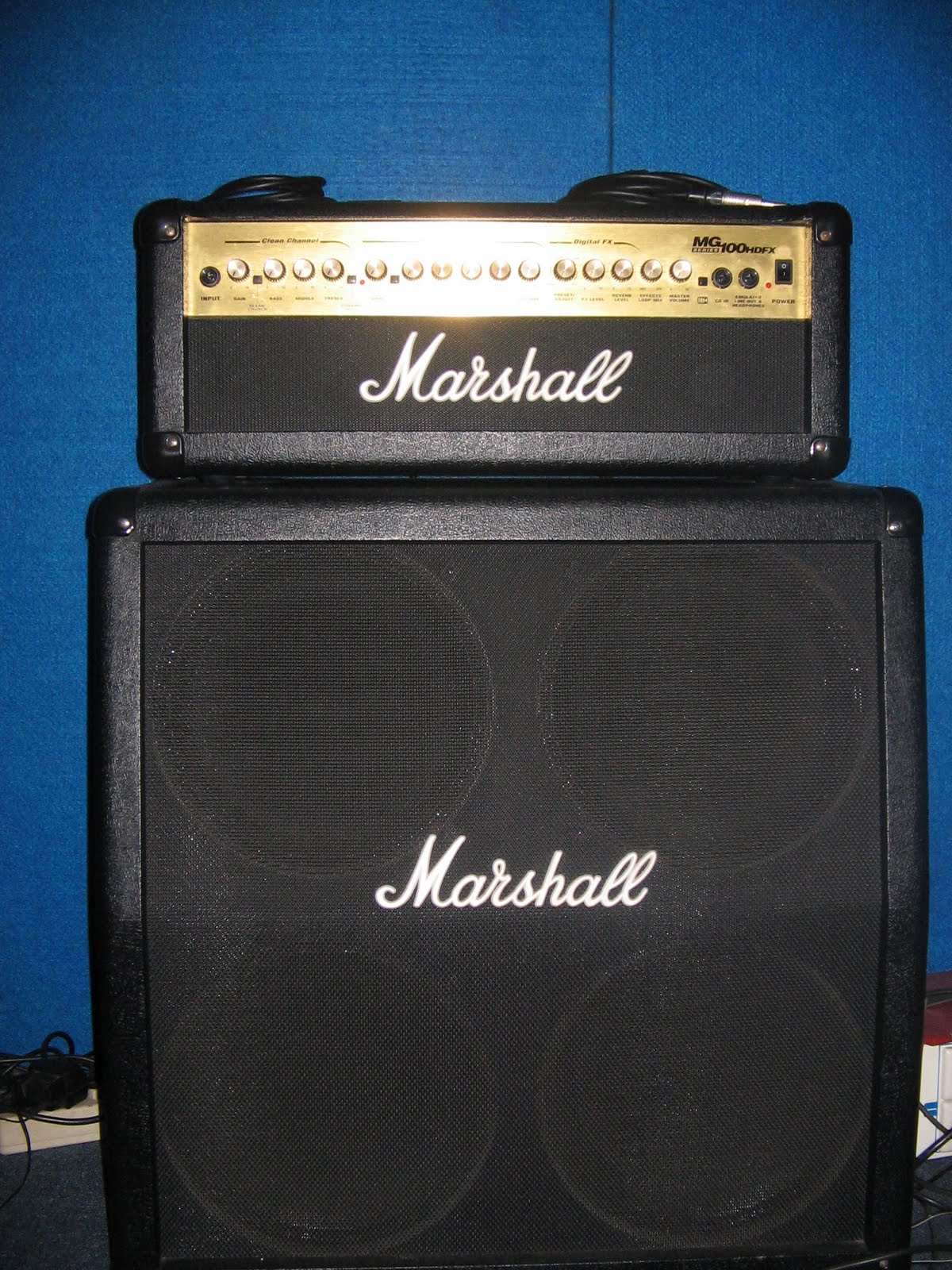 Q Studio Musik Marshall MG Series 100 HDFX