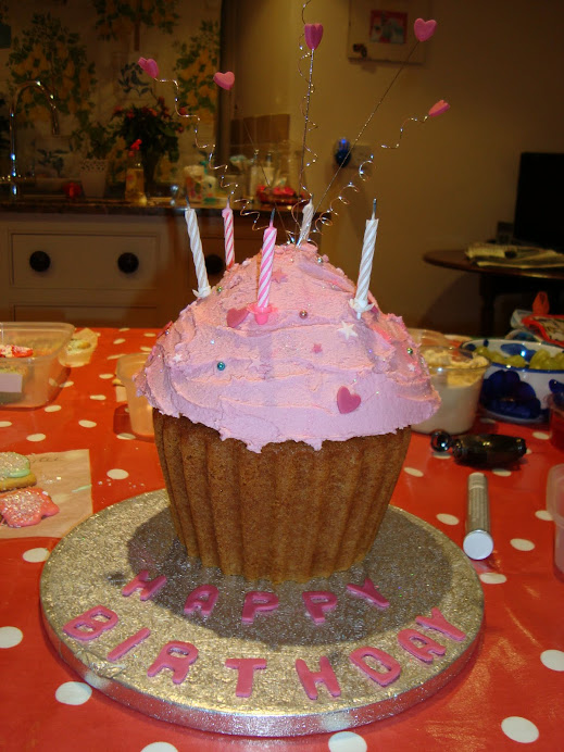 FeeBee's Cupcakes