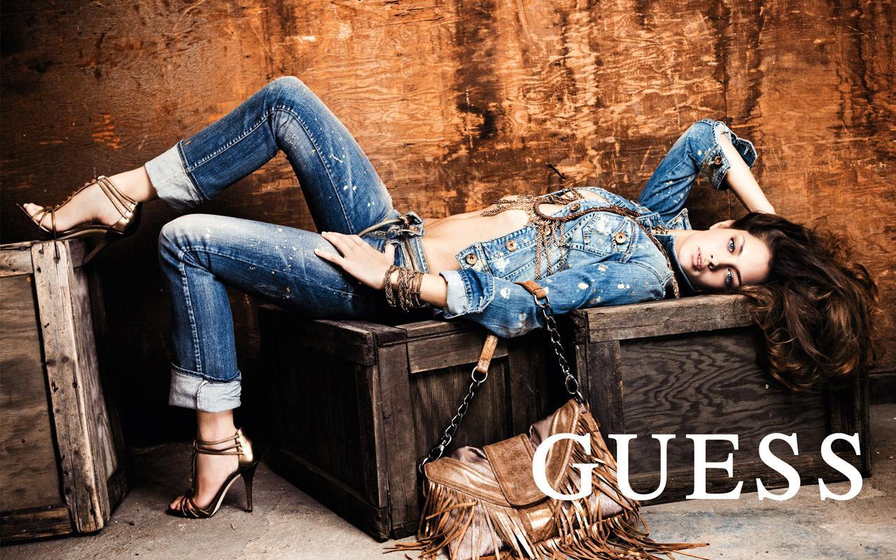 http://4.bp.blogspot.com/_4EsLuPEWEbI/TVJXk1jsC-I/AAAAAAAAApQ/c7ILnwrh1h0/s1600/1269402251_1280x800_guess-jeans-fashion-wallpaper.jpg