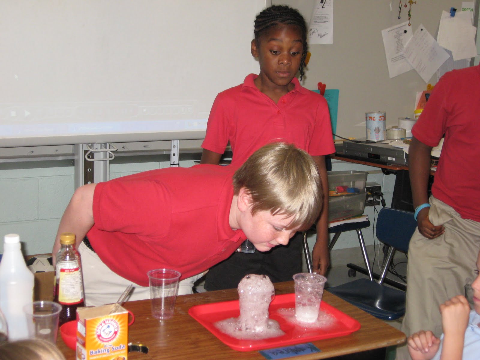 Science Notebooking, Teaching, and Technology: Mini Science Experiments